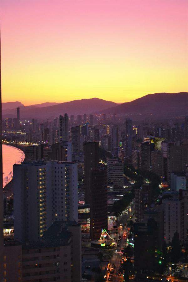 Apartamento Con Buena Ubicacion 베니돔 외부 사진